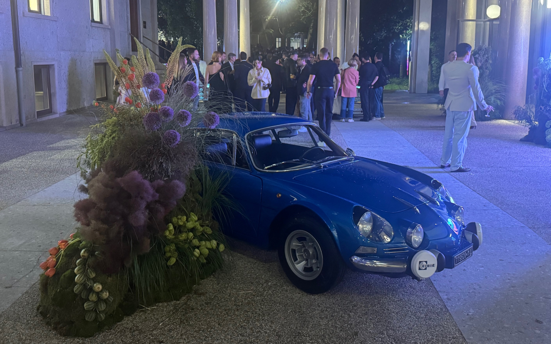 L’Alpine A110 protagonista assoluta all’evento Soho House per la Milano Fashion Week